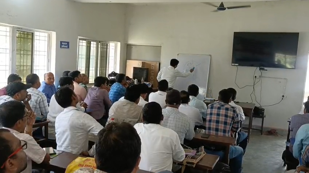 Three-Day Training for Census 2027 Underway in Singhia; BDO Issues Important Guidelines on Day Two