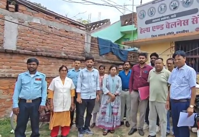 बीडीओ ने अस्पताल का जांच किया